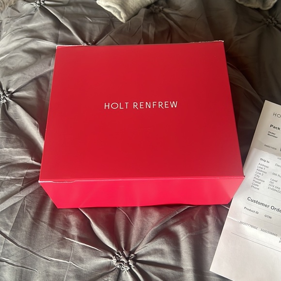 Selling a Comme Des Garçons Play Embroider Heart Zip-Up Hoodie -price negotiable - Picture 8 of 8